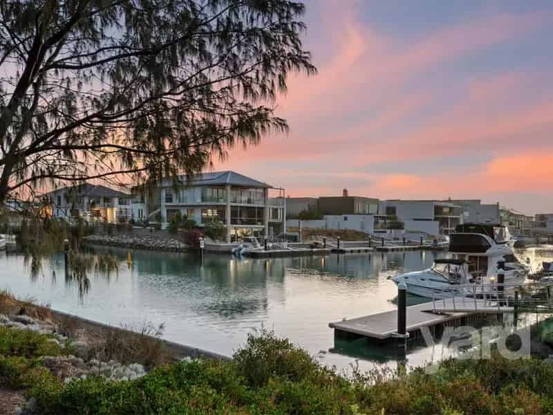 House For Sale , 67, Caledonia Loop, City of Cockburn, Western Australia