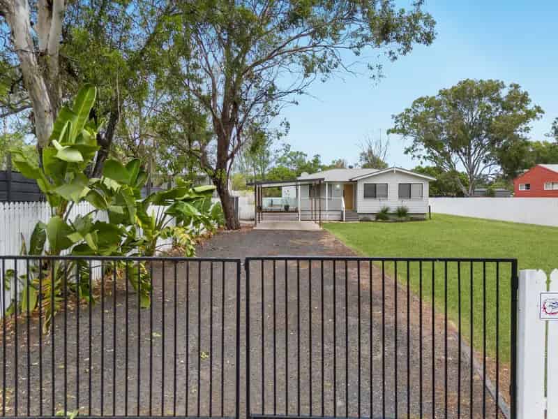 "Blue Grass Cottage" - 160 Edward Street, Laidley