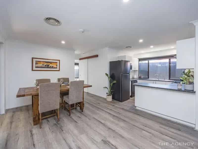 House For Sale - 72 Balanus Way, Heathridge WA 6027