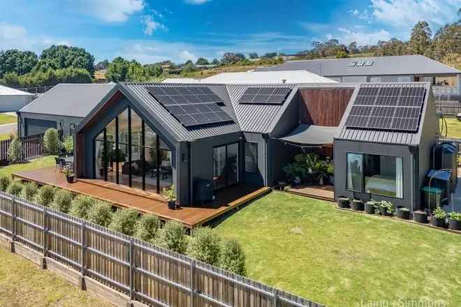 House For Sale in Armidale, New South Wales