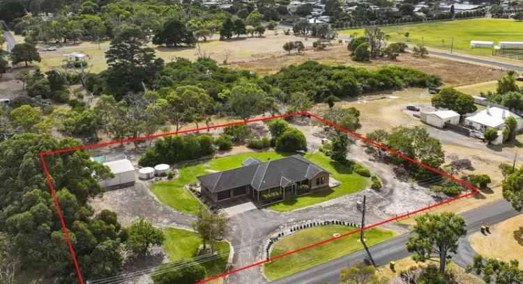 House For Sale in Millicent, South Australia