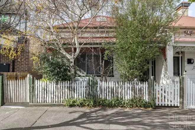 House For Sale in Melbourne, Victoria