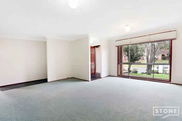 3 Bedroom House for Lease in Mcgraths Hill NSW