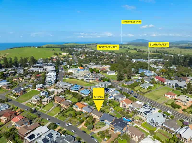 Location, Lifestyle and Elevated Ocean Views
