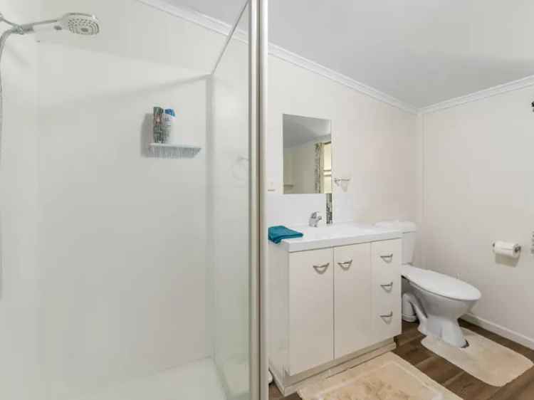 2 Bedroom Cottage For Sale in Maryborough