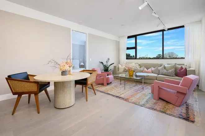 Surry Hills Village 3-Bedroom Residences - Luxury Inner City Living