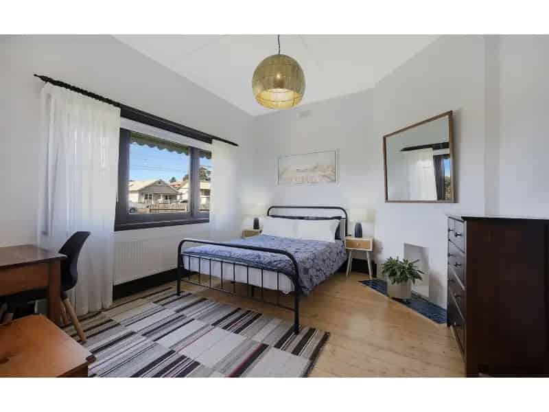 Fully Furnished Central Beauty