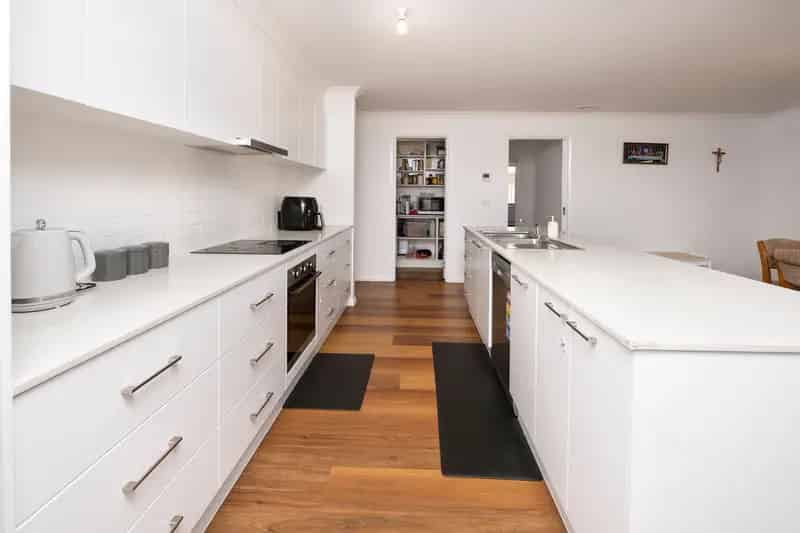 Peaceful & Practical Family Living