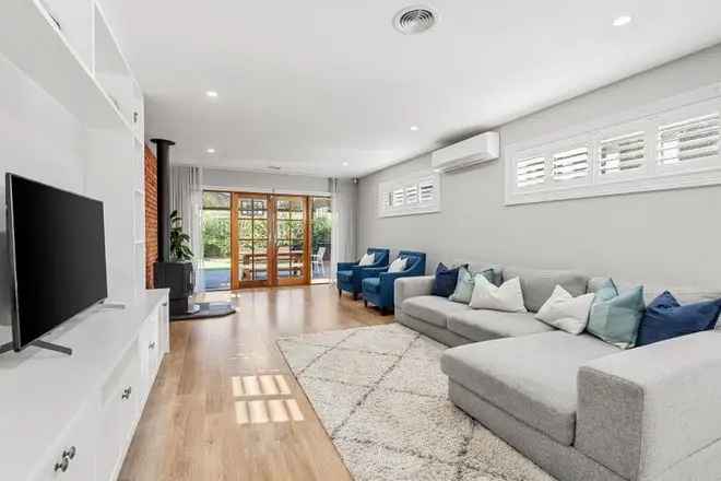 House For Sale in Melbourne, Victoria