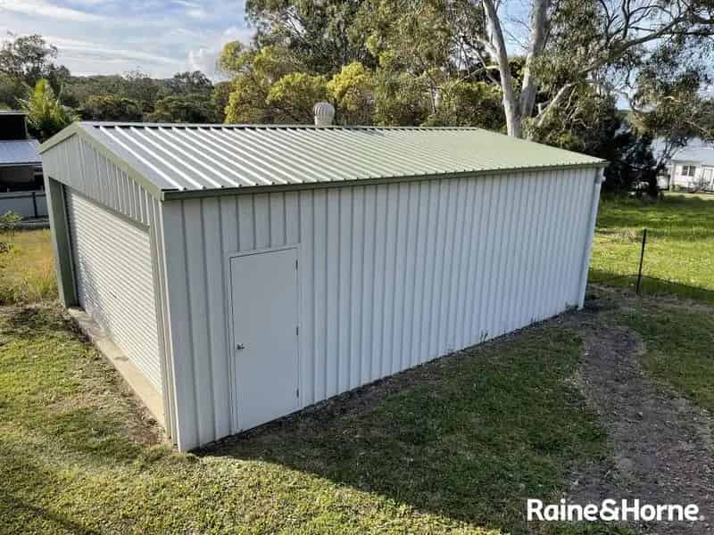$285K to own ONO. Cheap why build. 607sqm block