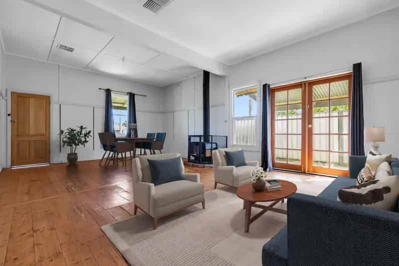 Charming Starter or Rental Opportunity in Irymple