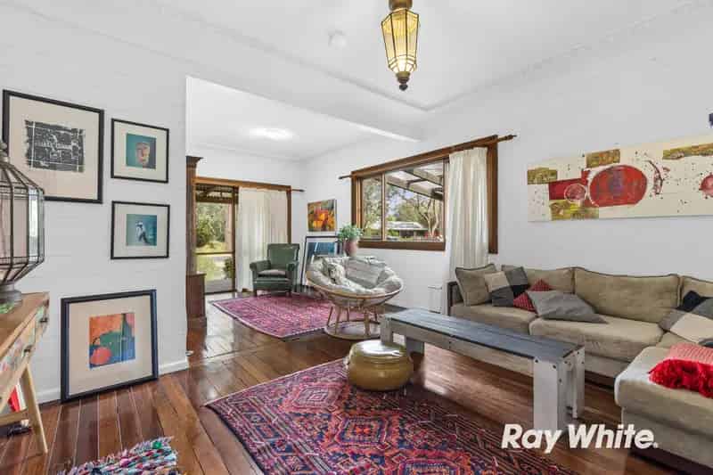 Buy Cottage in Broulee with Established Gardens and Character