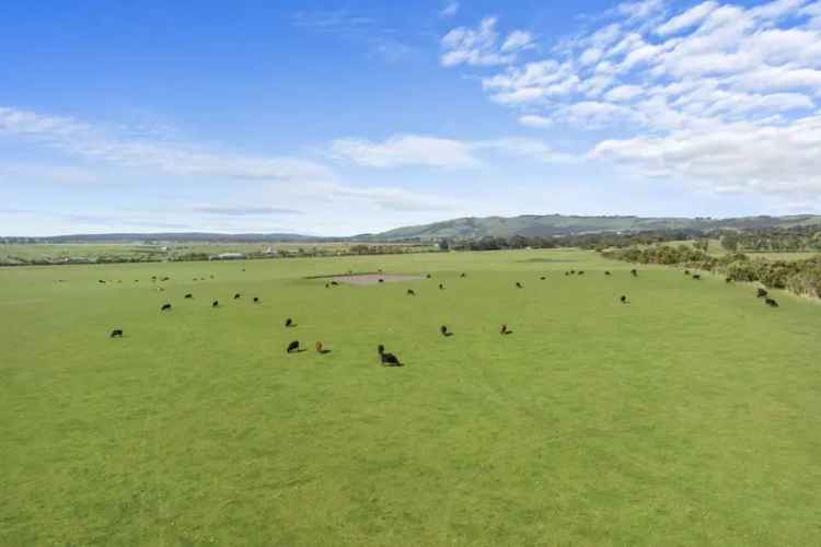 378 Acre Property Near Melbourne - Agricultural or Lifestyle Holding