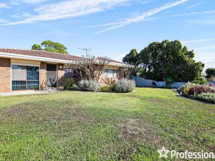 House For Sale in City of Gosnells, Western Australia