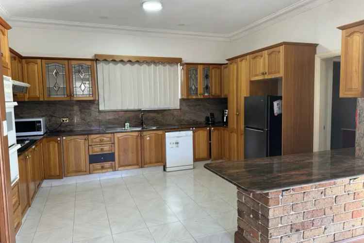 House For Rent in Sydney, New South Wales