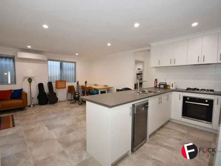 House For Rent in City of Cockburn, Western Australia