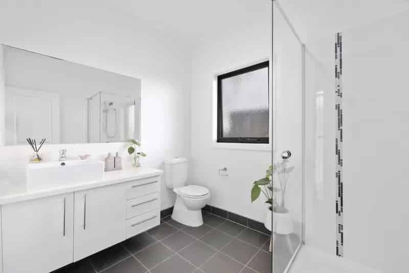 Low-Maintenance Lifestyle in a Convenient Position