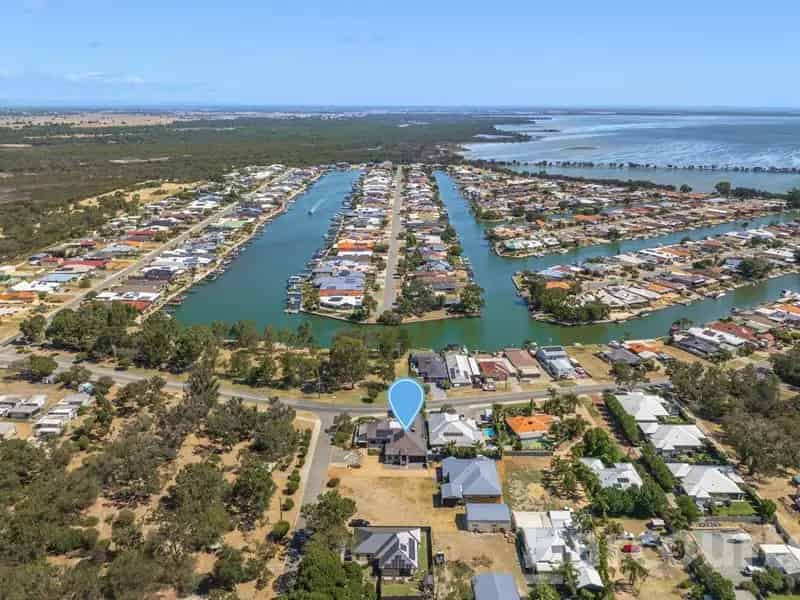 House For Sale , Shire of Murray, Western Australia