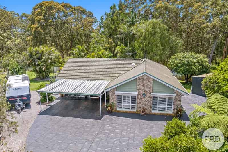 Stunning Home in Salamander Bay with Studio Apartment - A True Gem!