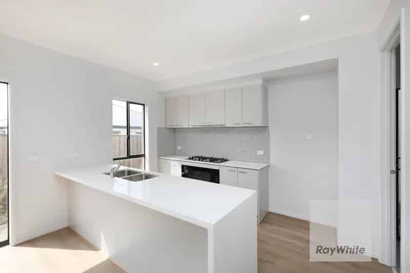 Brand New 4-Bedroom Home in Donnybrook - Luxury Family Living