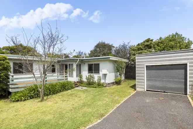 House For Sale , 49A, Beach Road, Torquay, Victoria