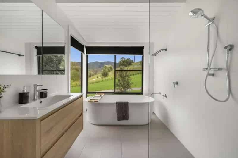 Rent rural property in Conondale Valley with successful Airbnb cabins