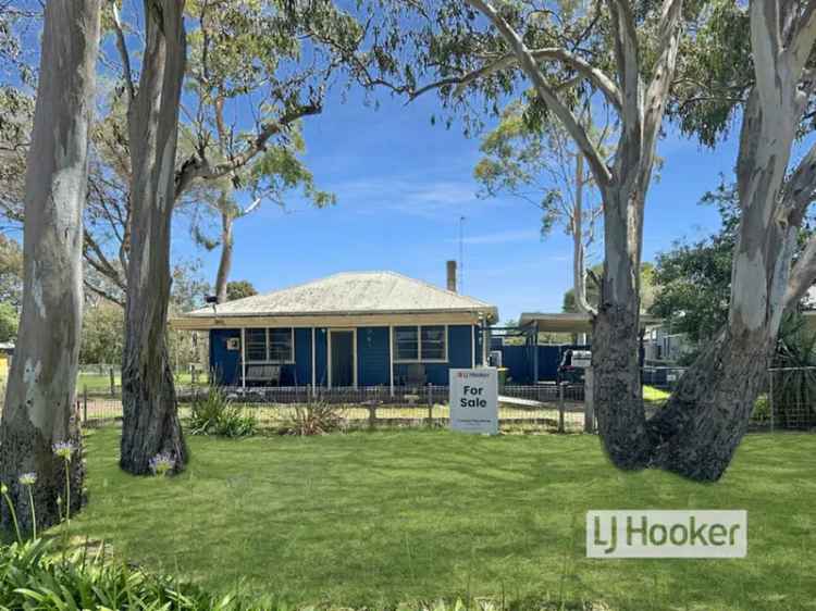 House For Sale in Paynesville, Victoria