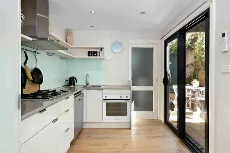 House For Rent , 58, Victoria Street, Melbourne, Victoria
