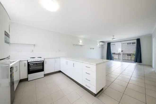 Apartment For Sale in Cannonvale, Queensland