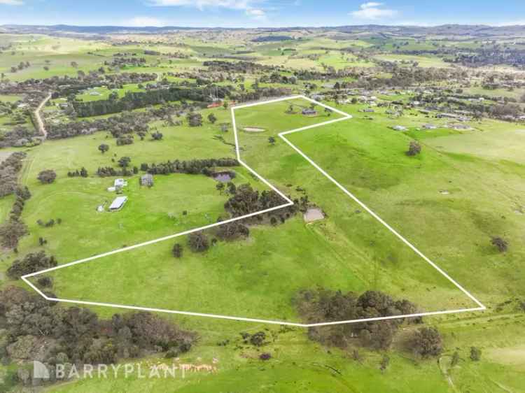 BUILD YOUR DREAM HOME ON THIS STUNNING BLOCK OF LAND.