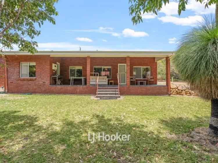 Beach house for sale in Dunsborough with ocean views