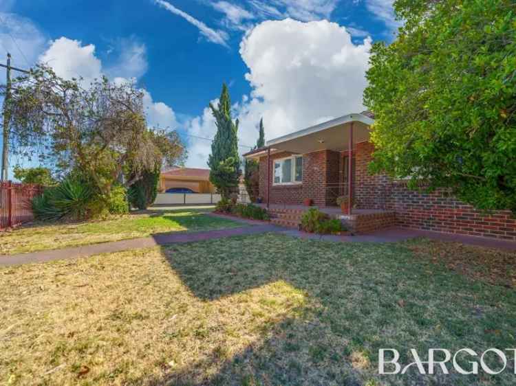 House For Sale in City of Swan, Western Australia