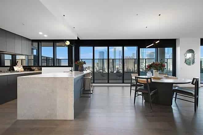Apartment For Rent , 45, Dudley Street, Melbourne, Victoria