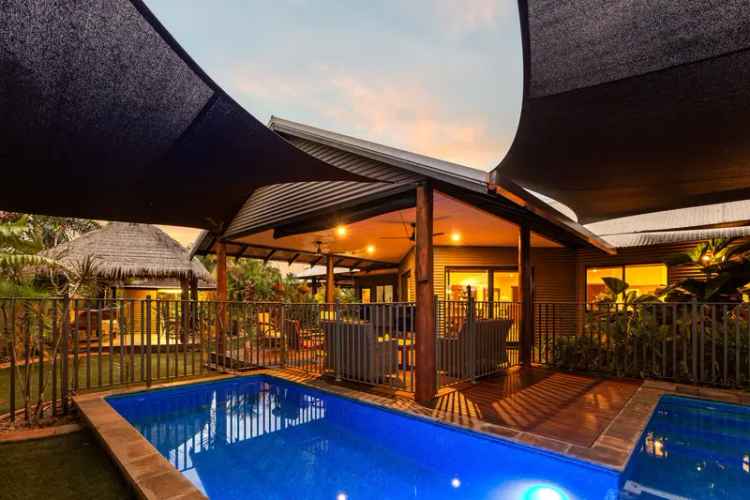 Family Home with Pool, Shed & Tropical Gardens