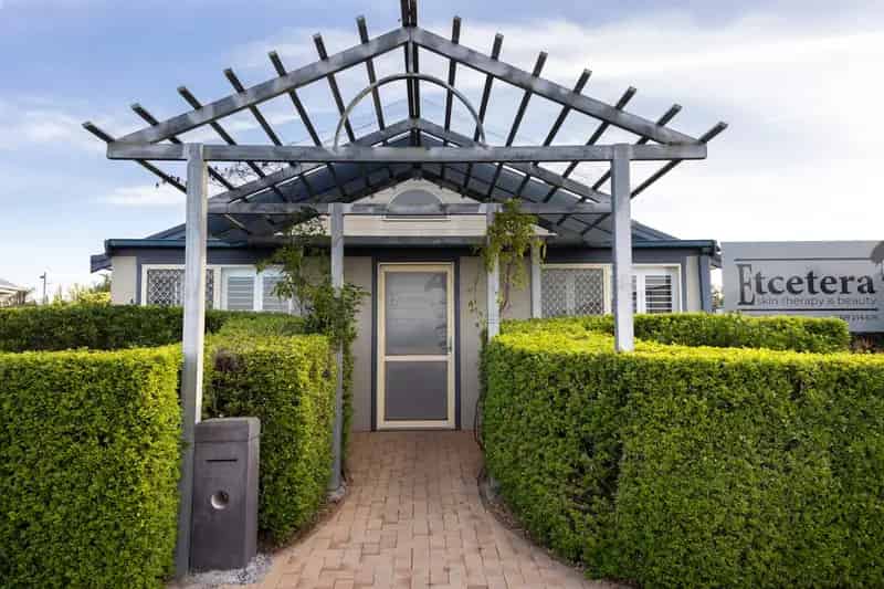 Buy commercial property in Gunnedah with versatile features and amenities