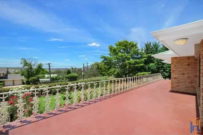 House For Sale , 35, Campion Parade, Armidale, New South Wales