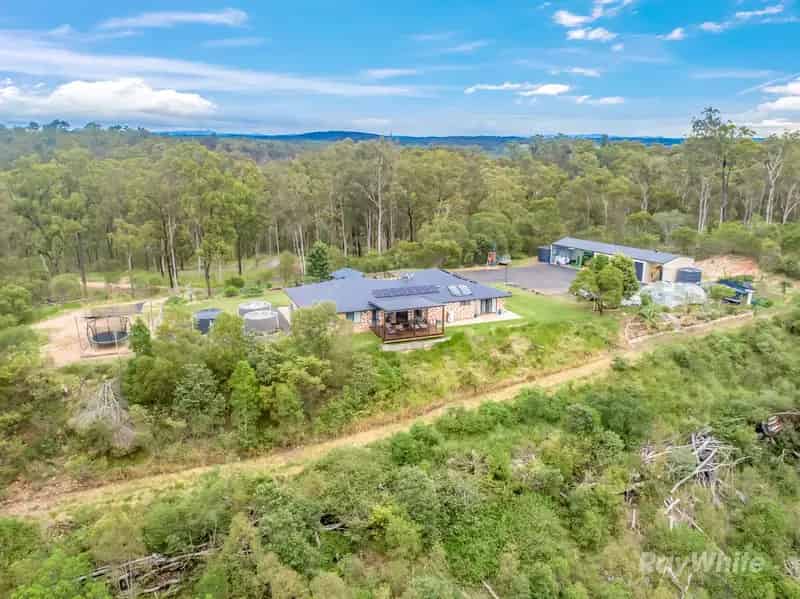 121*ACRE HILLTOP LUXURY WITH PANORAMIC VIEWS!