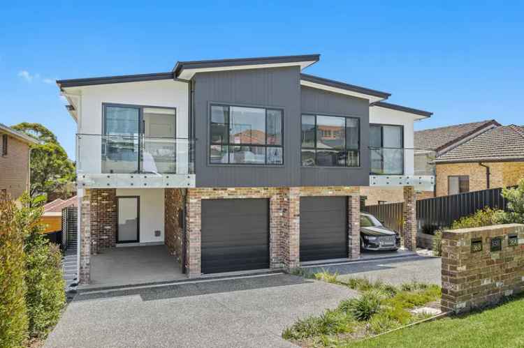 Luxury Tri Level Home For Lease Wollongong NSW