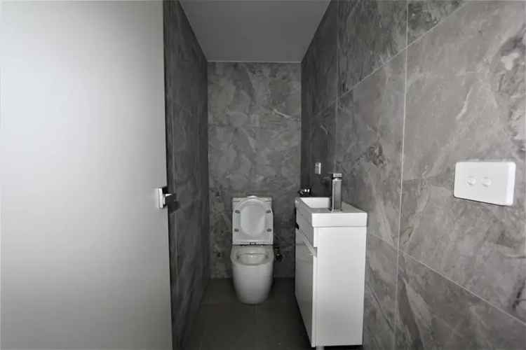 3 1080 Heatherton Road, Noble Park VIC 3174 - Townhouse For Lease