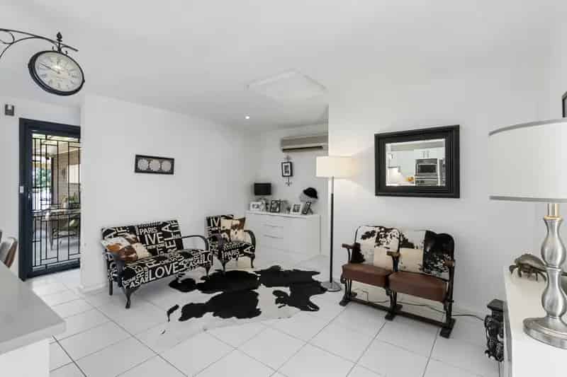 House For Sale , 11, Pulari Place, Orange, New South Wales