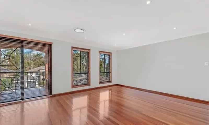 Lease Family Home in Kellyville with Spacious Living Areas