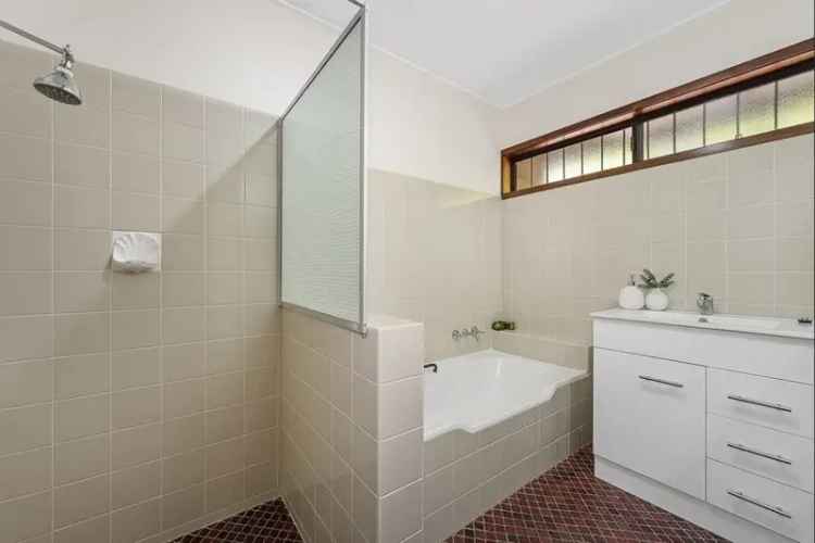 House For Rent in 3, Roxburgh Street, Brisbane City, Queensland