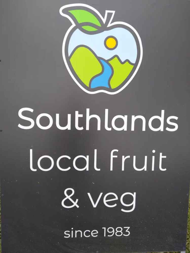 Buy Award Winning Fruit and Vegetable Shop in Moruya with Market Garden