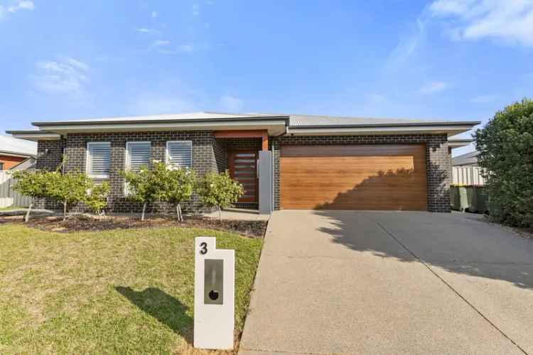 House For Rent in Wagga Wagga City Council, New South Wales