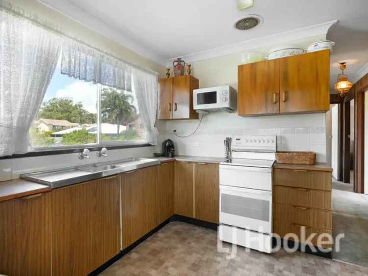 House For Sale in Sanctuary Point, New South Wales