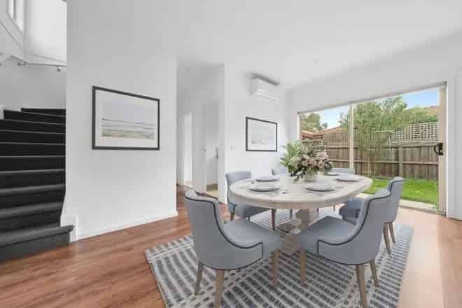 House For Sale , 7, Chava Place, Melbourne, Victoria