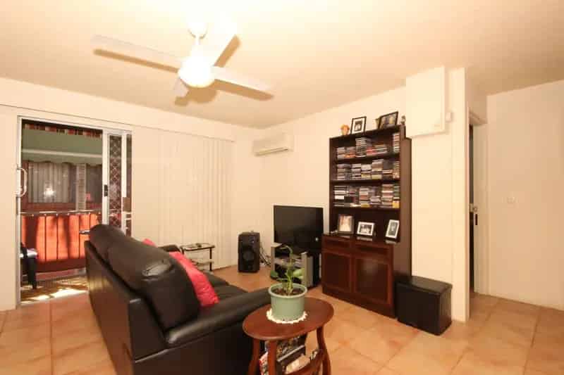 Buy block of units in Tweed Heads with 2 bedrooms and sunny balcony