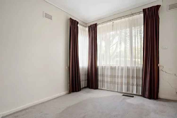 House For Sale in Melbourne, Victoria