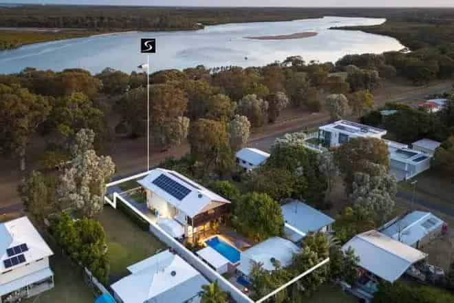House For Sale , Elliott Heads, Queensland