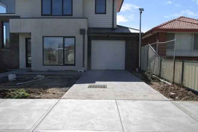 House For Rent in Melbourne, Victoria